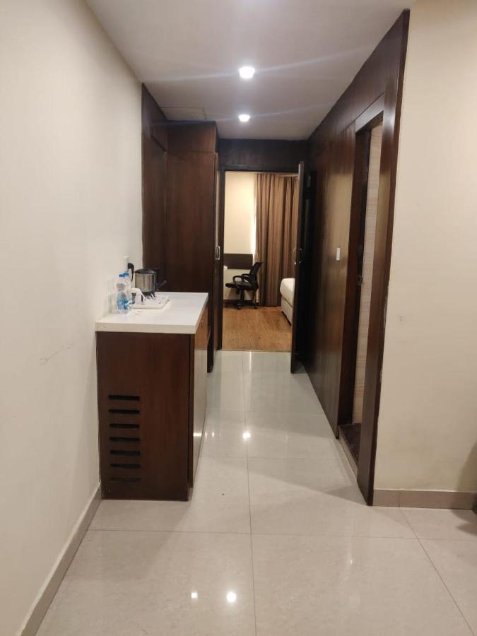Hotel Casaya Inn Chinhat Extérieur photo