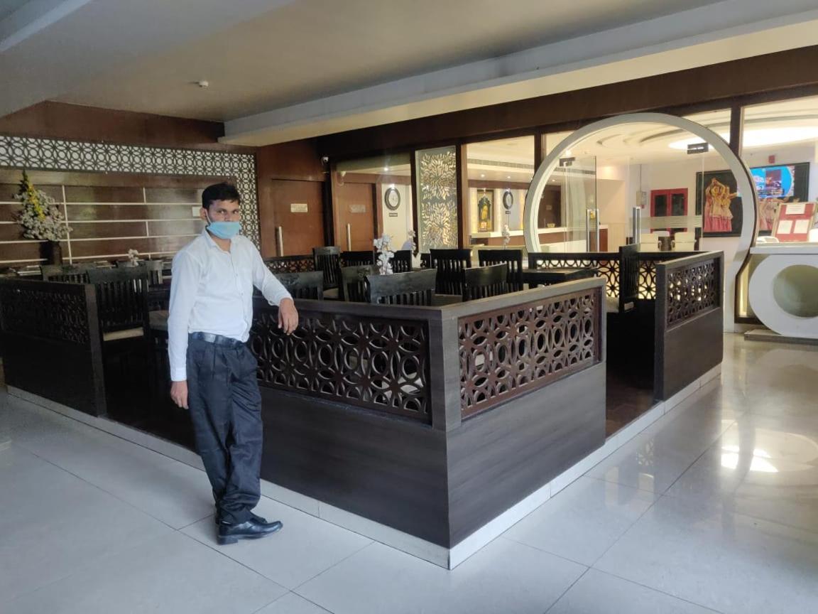 Hotel Casaya Inn Chinhat Extérieur photo