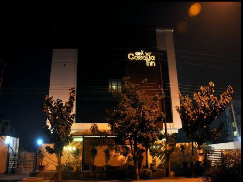 Hotel Casaya Inn Chinhat Extérieur photo