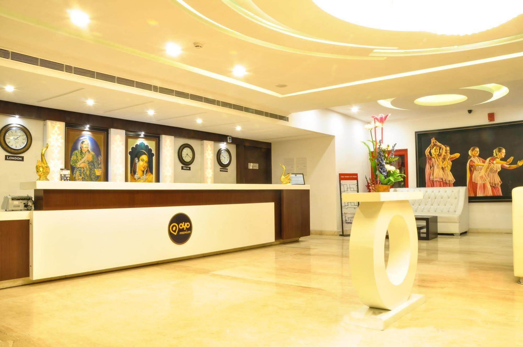 Hotel Casaya Inn Chinhat Extérieur photo