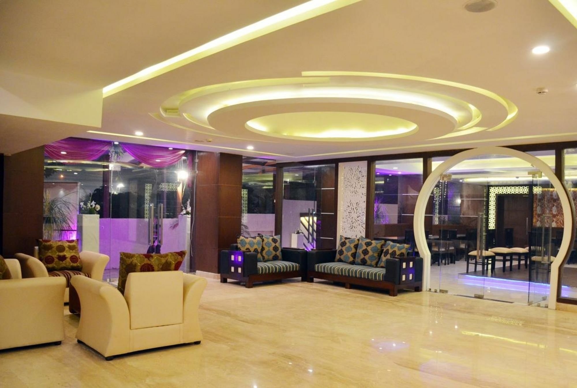Hotel Casaya Inn Chinhat Extérieur photo